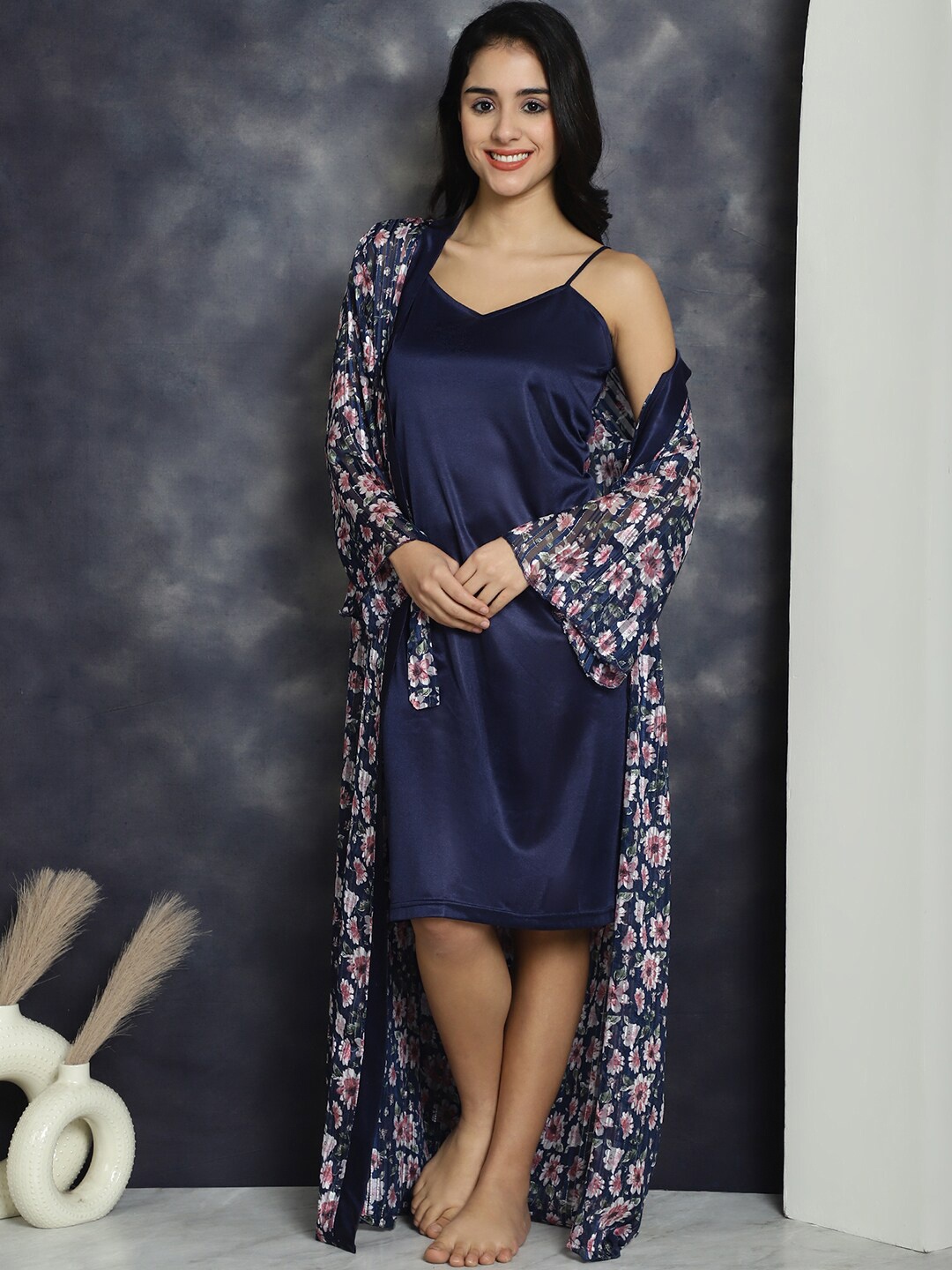 

Claura Printed Nightdress With Robe, Navy blue
