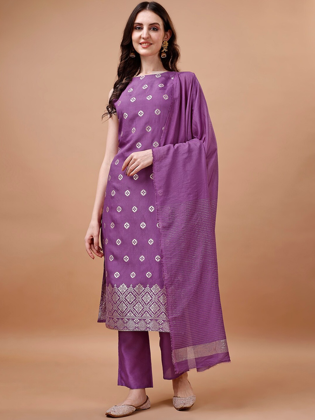 

Hinayat Fashion Floral Woven Design Pure Silk Kurta With Trouser & Dupatta, Violet