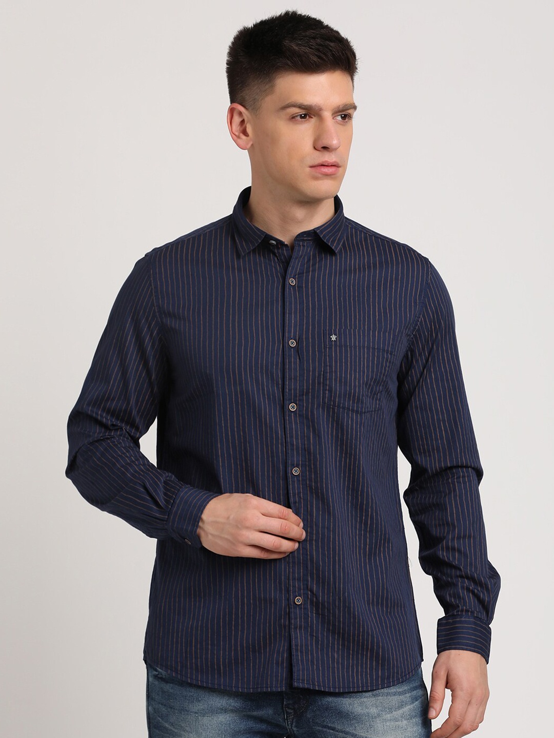 

Turtle Striped Slim Fit Spread Collar Cotton Casual Shirt, Blue