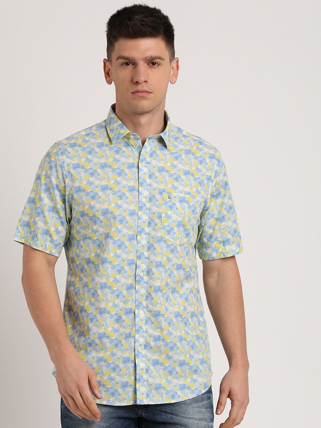 

Turtle Classic Slim Fit Floral Printed Pure Cotton Casual Shirt, Yellow