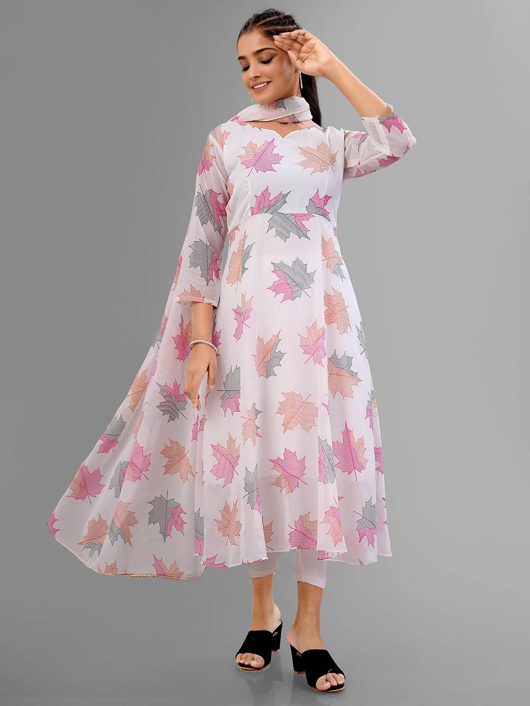 

Crally Floral Printed Georgette Anarkali Kurta, White