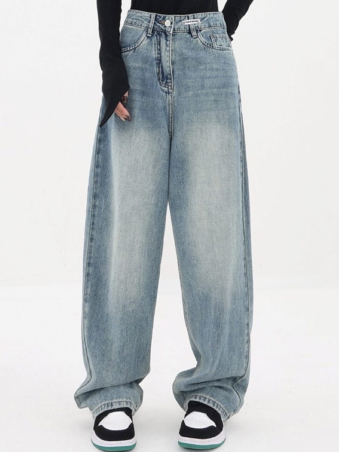 

LULU & SKY Women Slim Fit Clean Look Heavy Fade Jeans, Blue