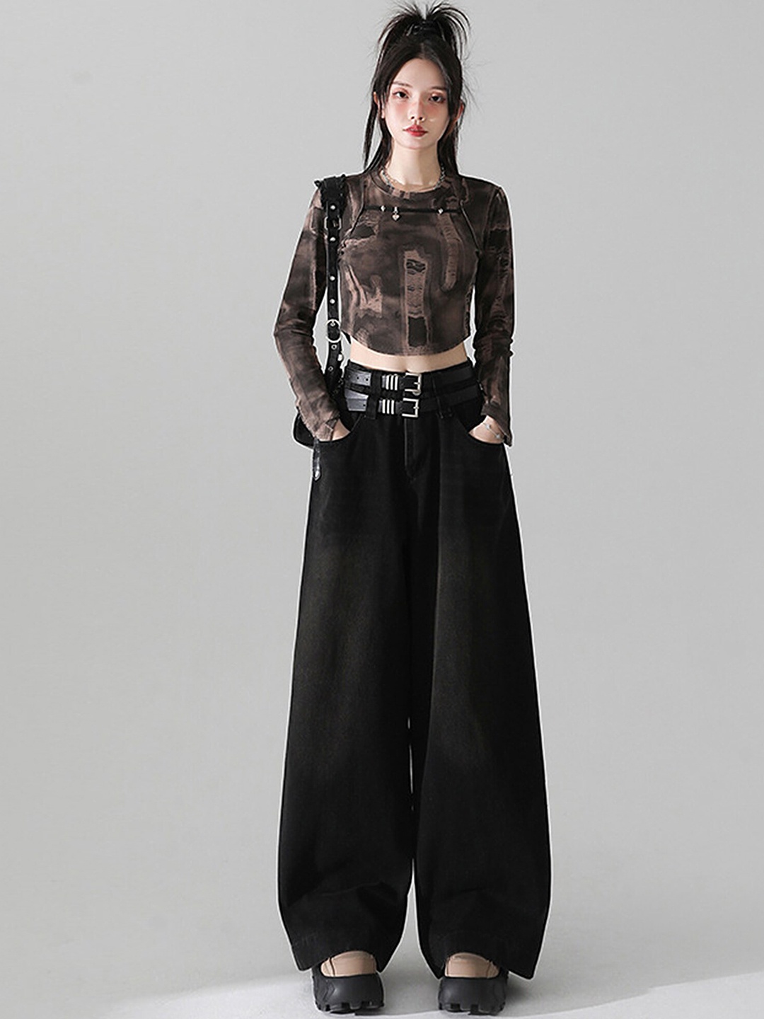 

LULU & SKY Women Wide Leg High-Rise Clean Look Jeans, Black