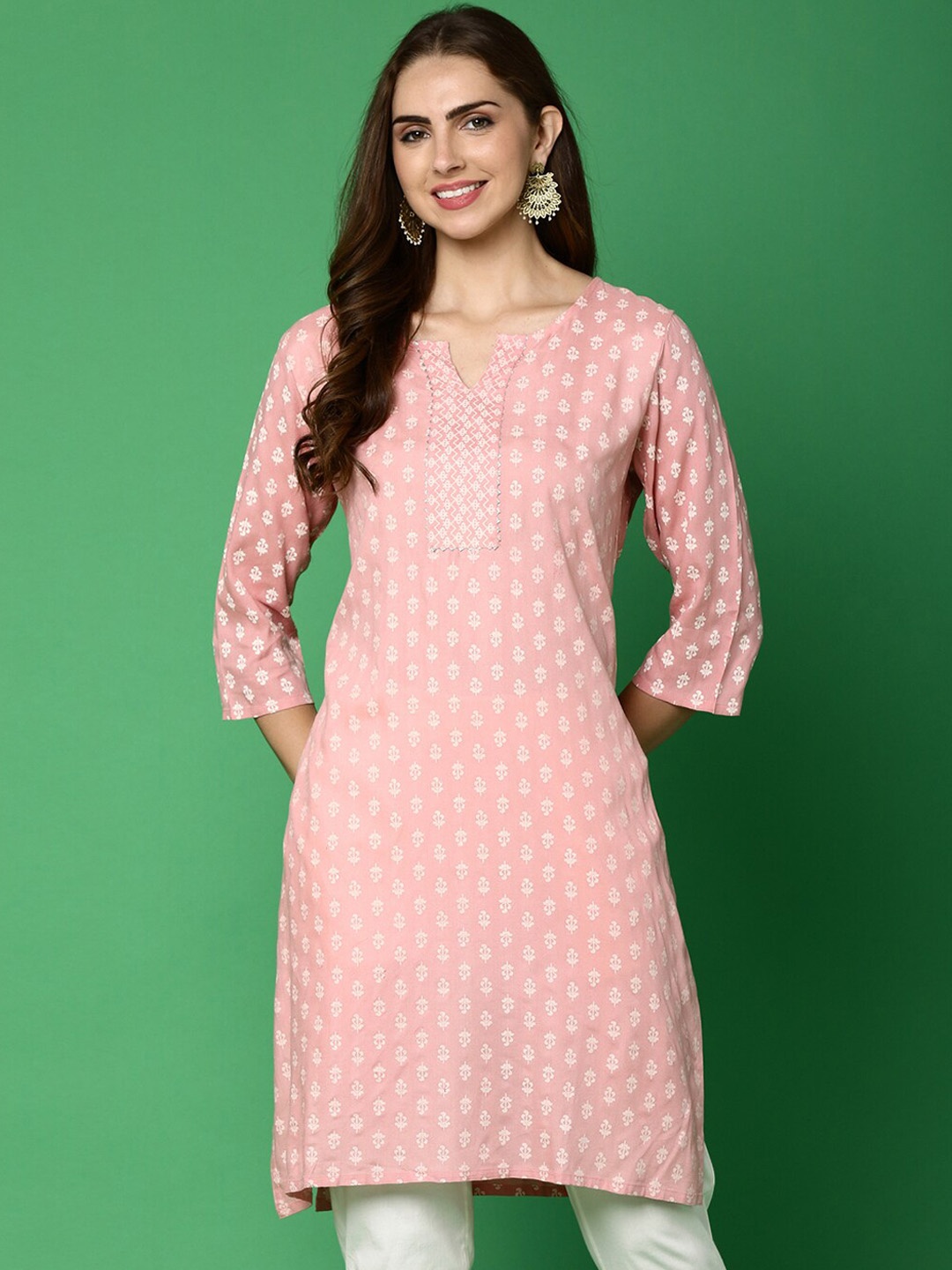 

V-Mart Ethnic Motifs Printed Gotta Patti Straight Kurta, Pink