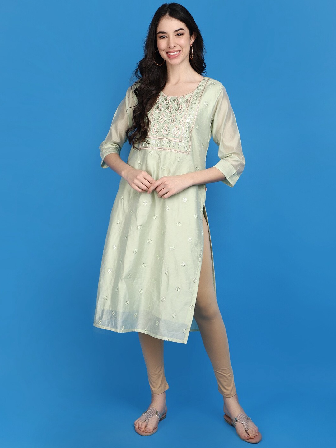 

V-Mart Ethnic Motifs Embroidered Cotton Straight Kurta, Green