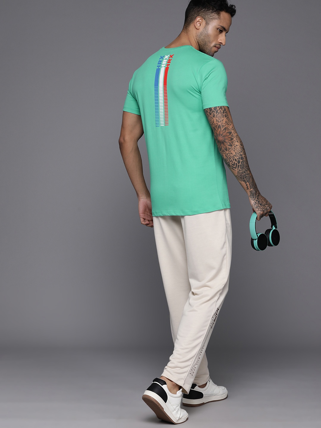 

HRX by Hrithik Roshan Men Printed Graphic T-shirt, Green