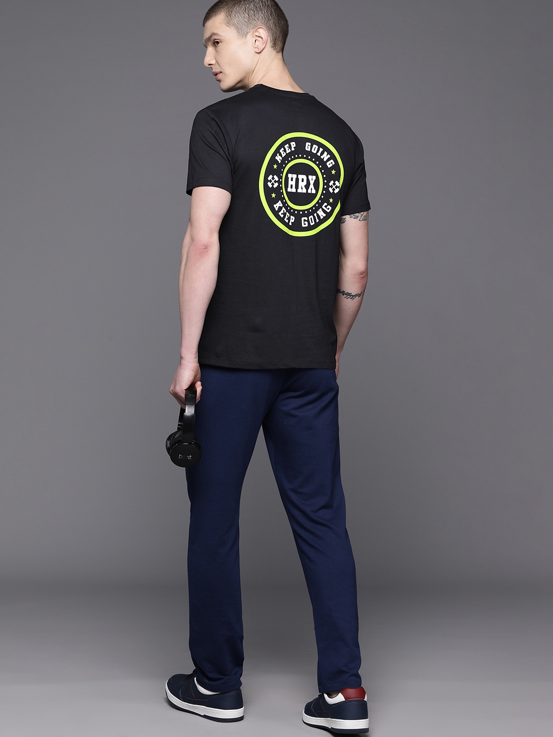 

HRX by Hrithik Roshan Men Printed Graphic T-shirt, Black