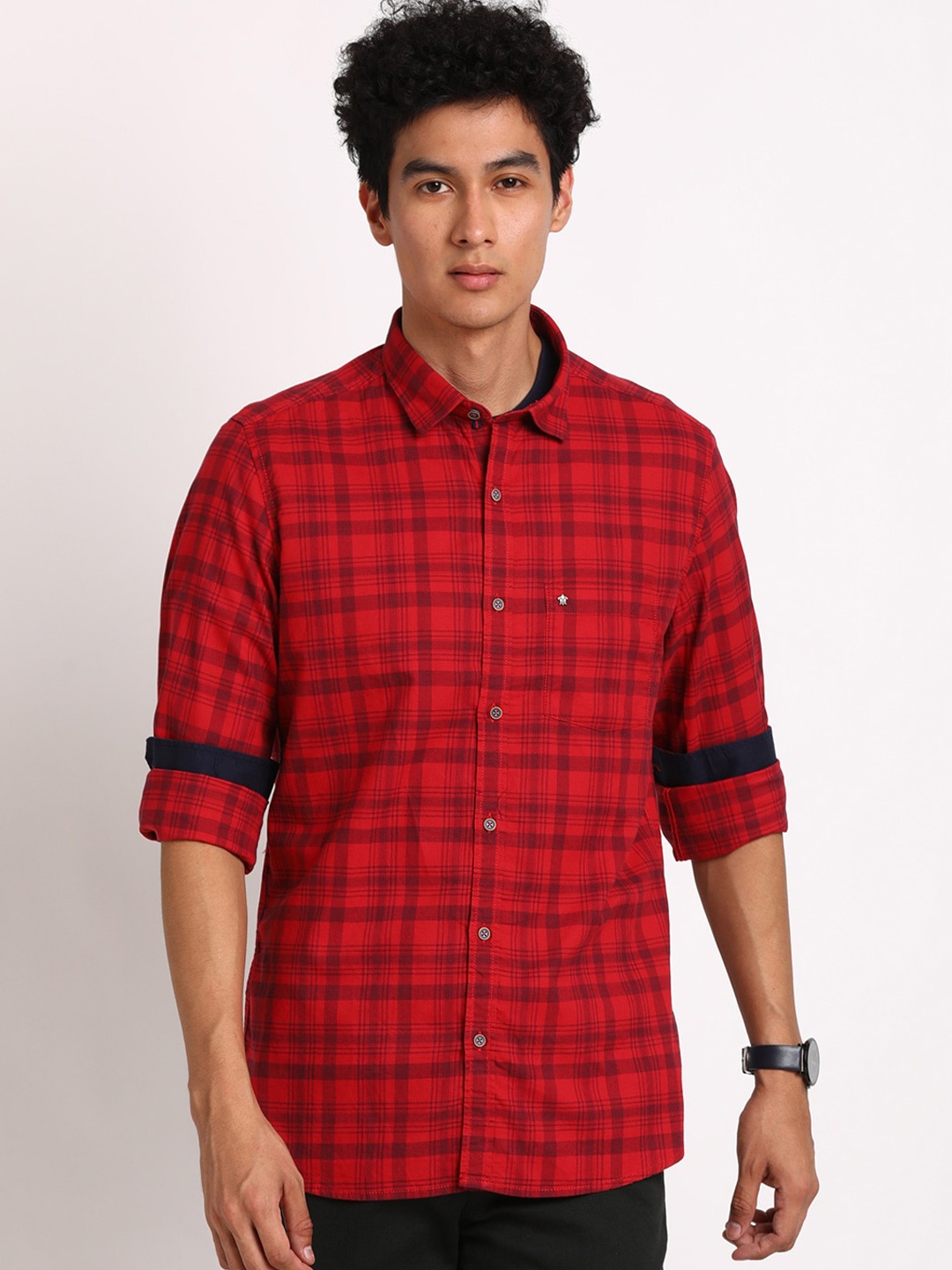 

Turtle Classic Slim Fit Tartan Checks Opaque Checked Casual Shirt, Red