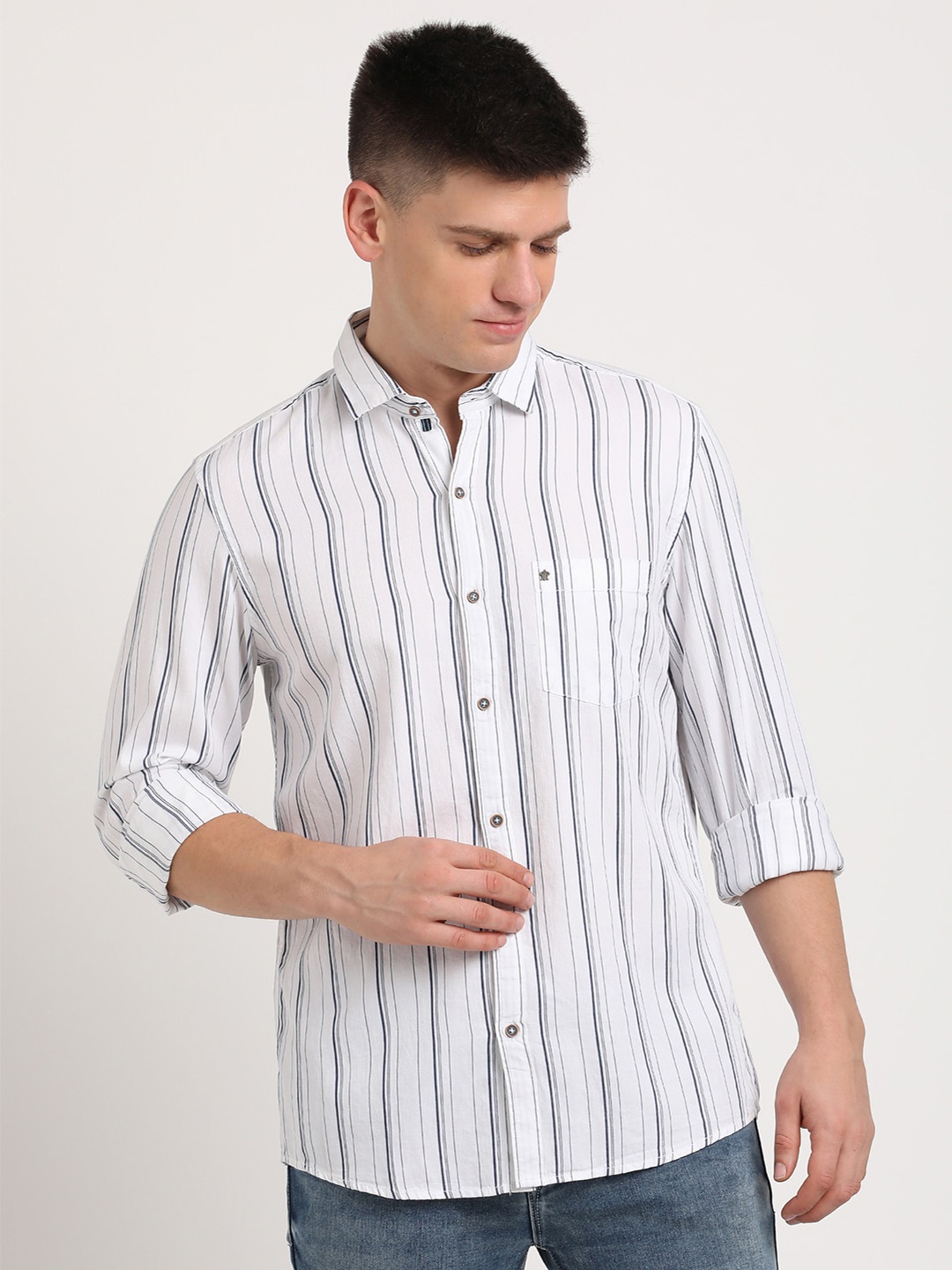 

Turtle Slim Fit Striped Spread Collar Cotton Casual Shirt, White