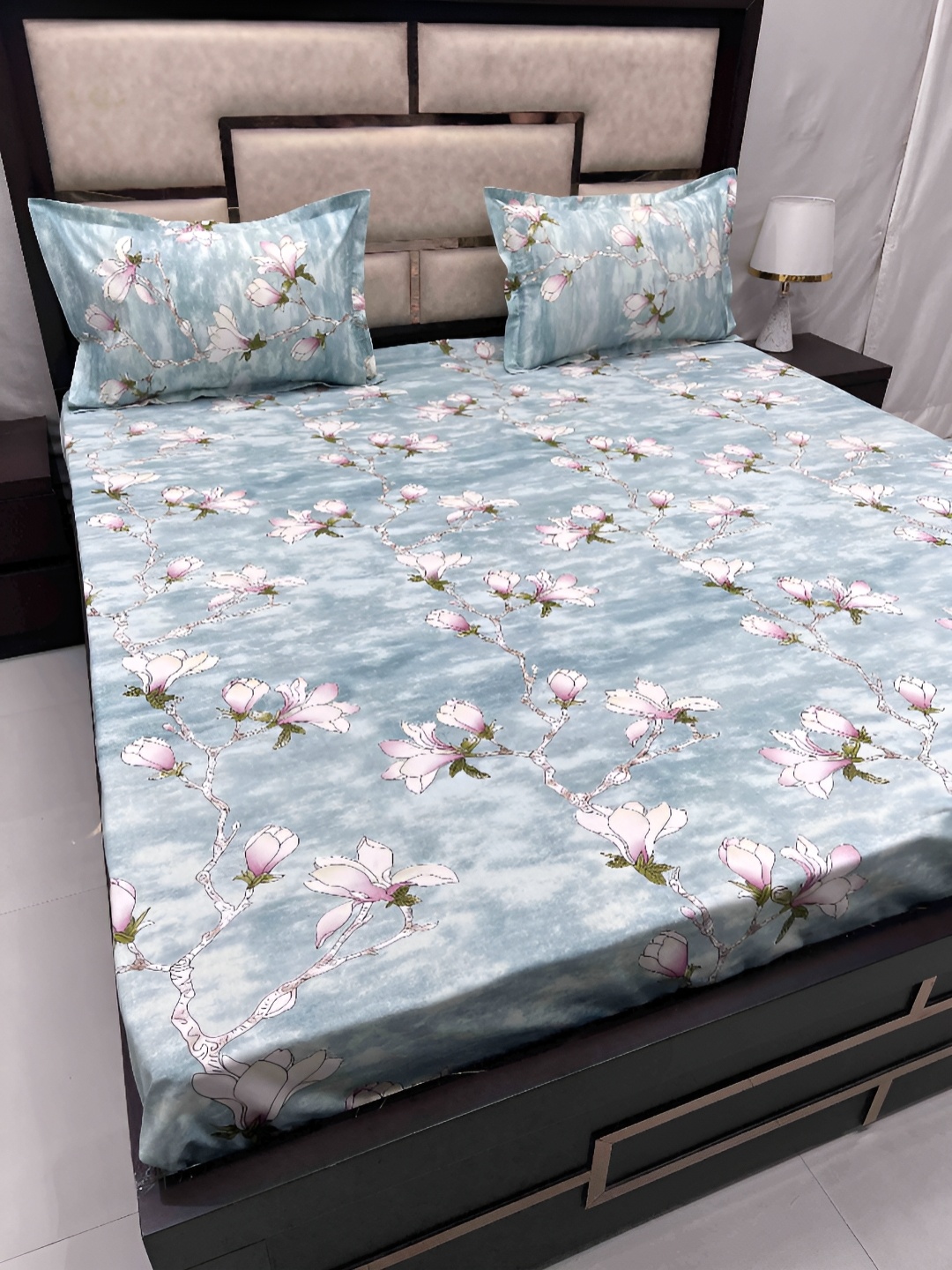 

Pure Decor Passion Blue Printed Pure Cotton 250 TC Queen Bedsheet With 2 Pillow Covers