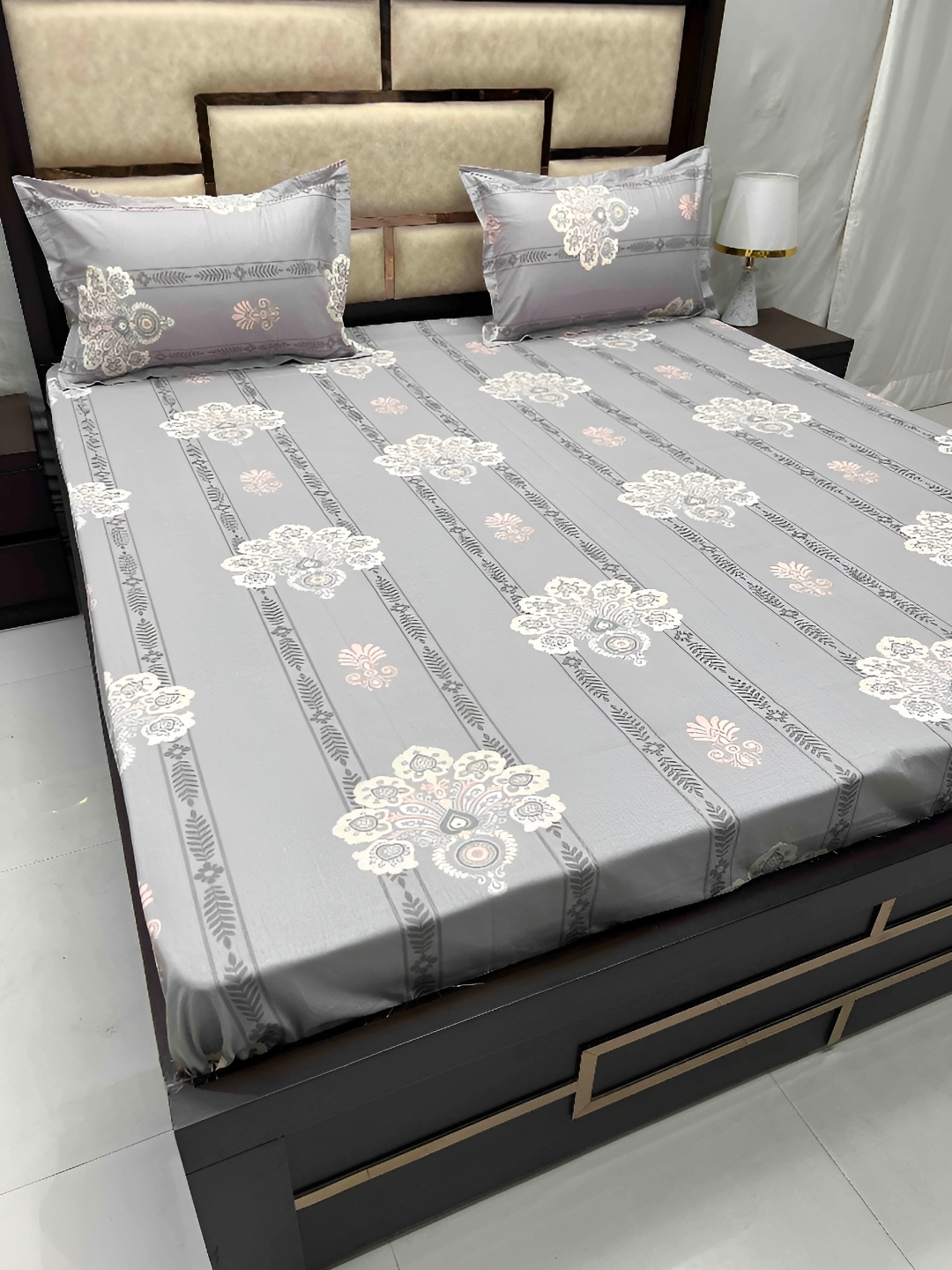 

Pure Decor Passion Grey Printed Pure Cotton 250 TC Queen Bedsheet With 2 Pillow Covers