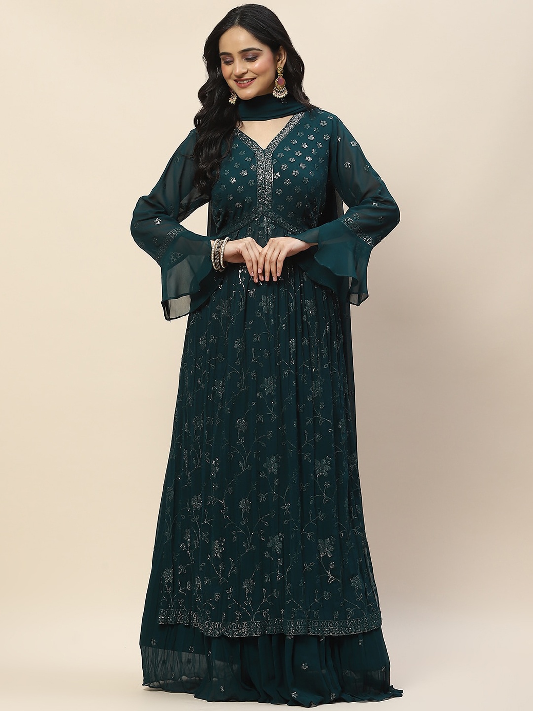 

Meena Bazaar Floral Embroidered V-Neck Straight Kurta with Skirt & Dupatta, Green