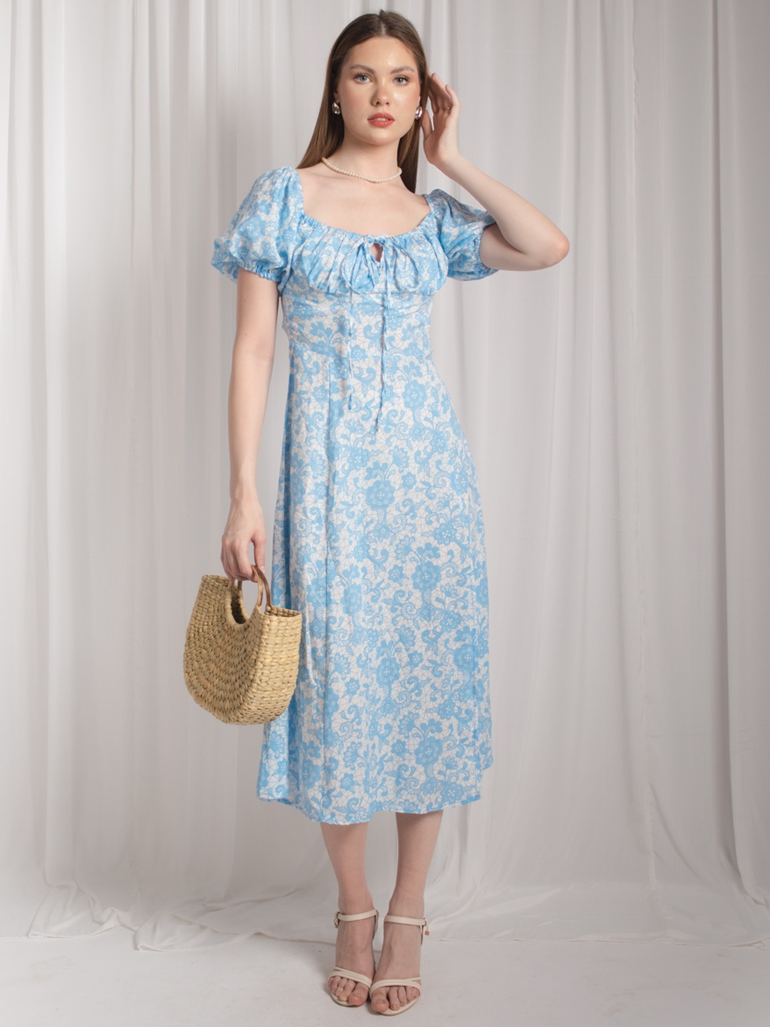 

Stylecast X Hersheinbox Floral Print A-Line Midi Dress, Blue