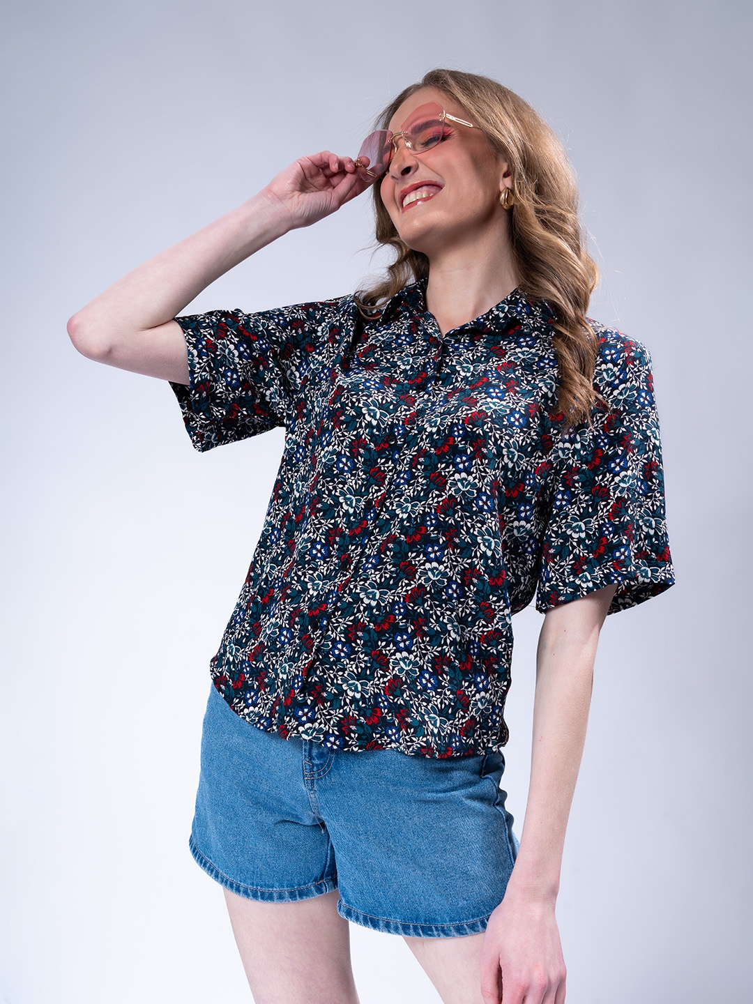 

Stylecast X Hersheinbox Ditsy Floral Printed Casual Shirt, Red