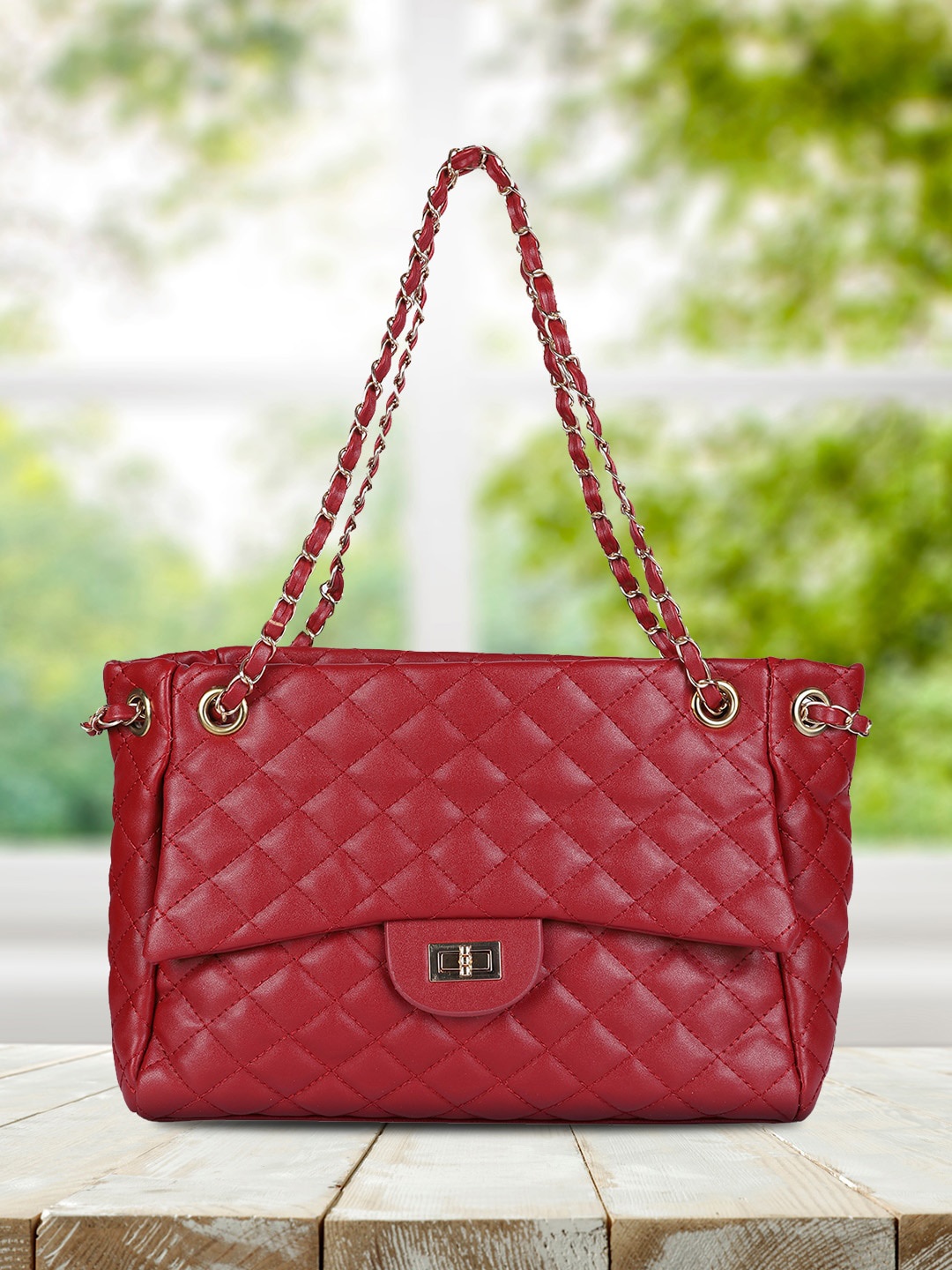 

MINI WESST Structured Handheld Bag with Quilted Details, Red