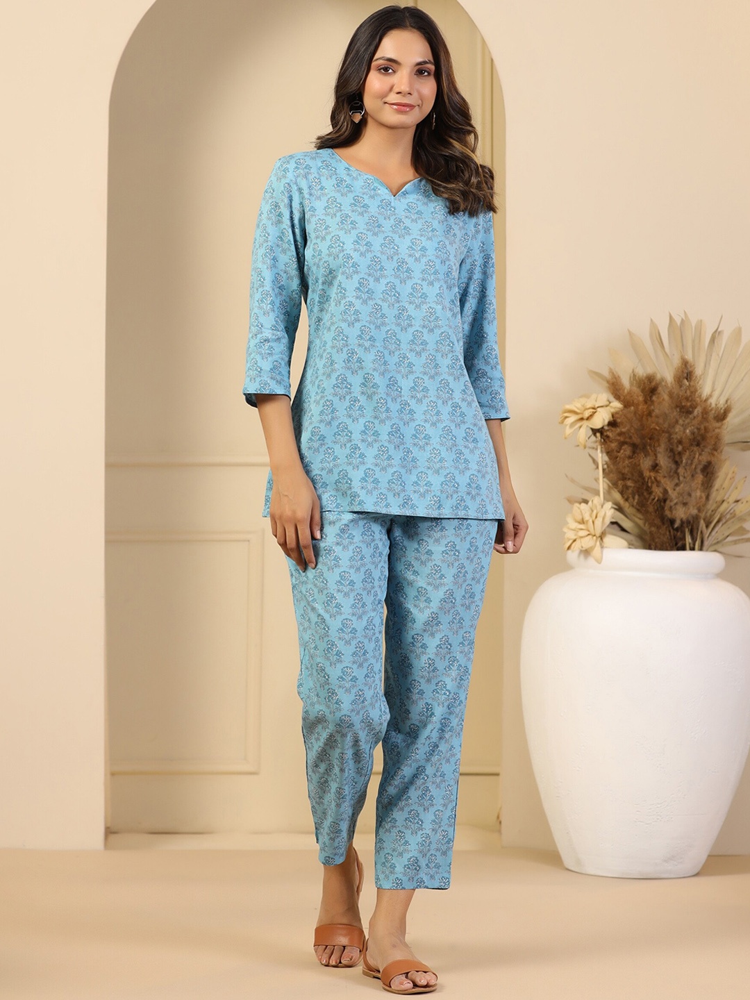 

mirari Floral Printed Pure Cotton Night suits, Turquoise blue