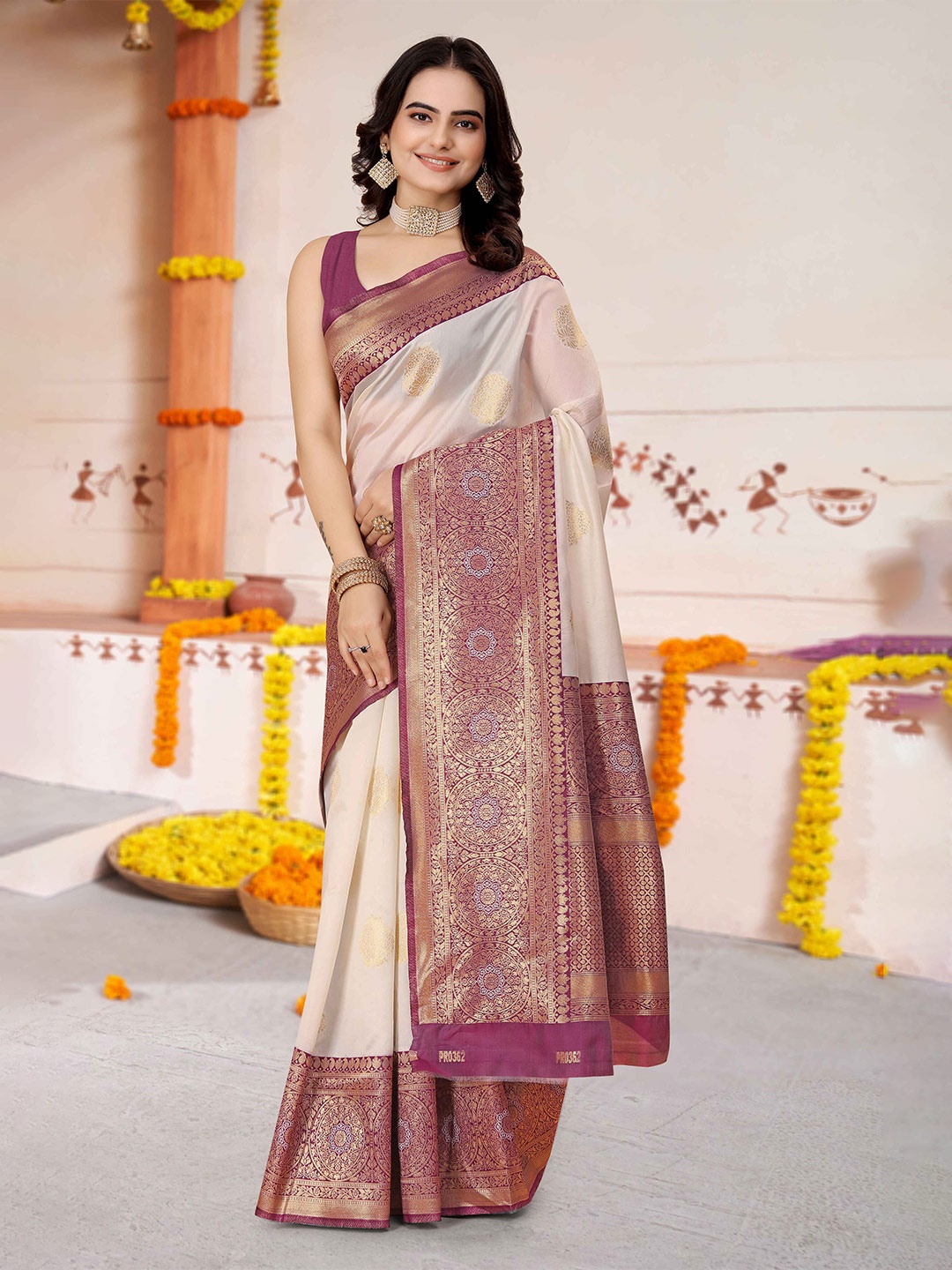 

MORLY Floral Woven Design Zari Kanjeevaram Saree, Beige