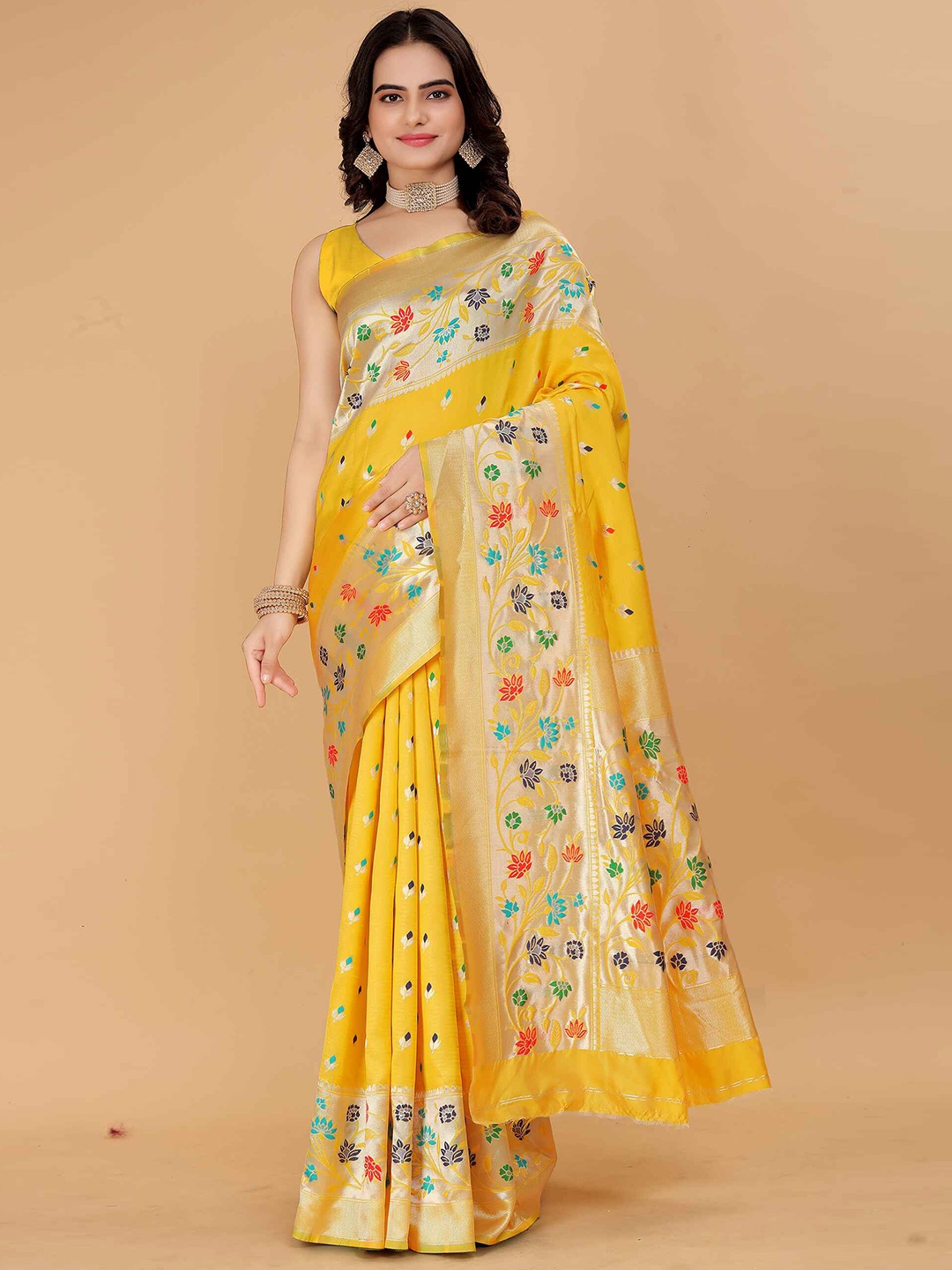 

MORLY Floral Woven Design Zari Kanjeevaram Saree, Yellow