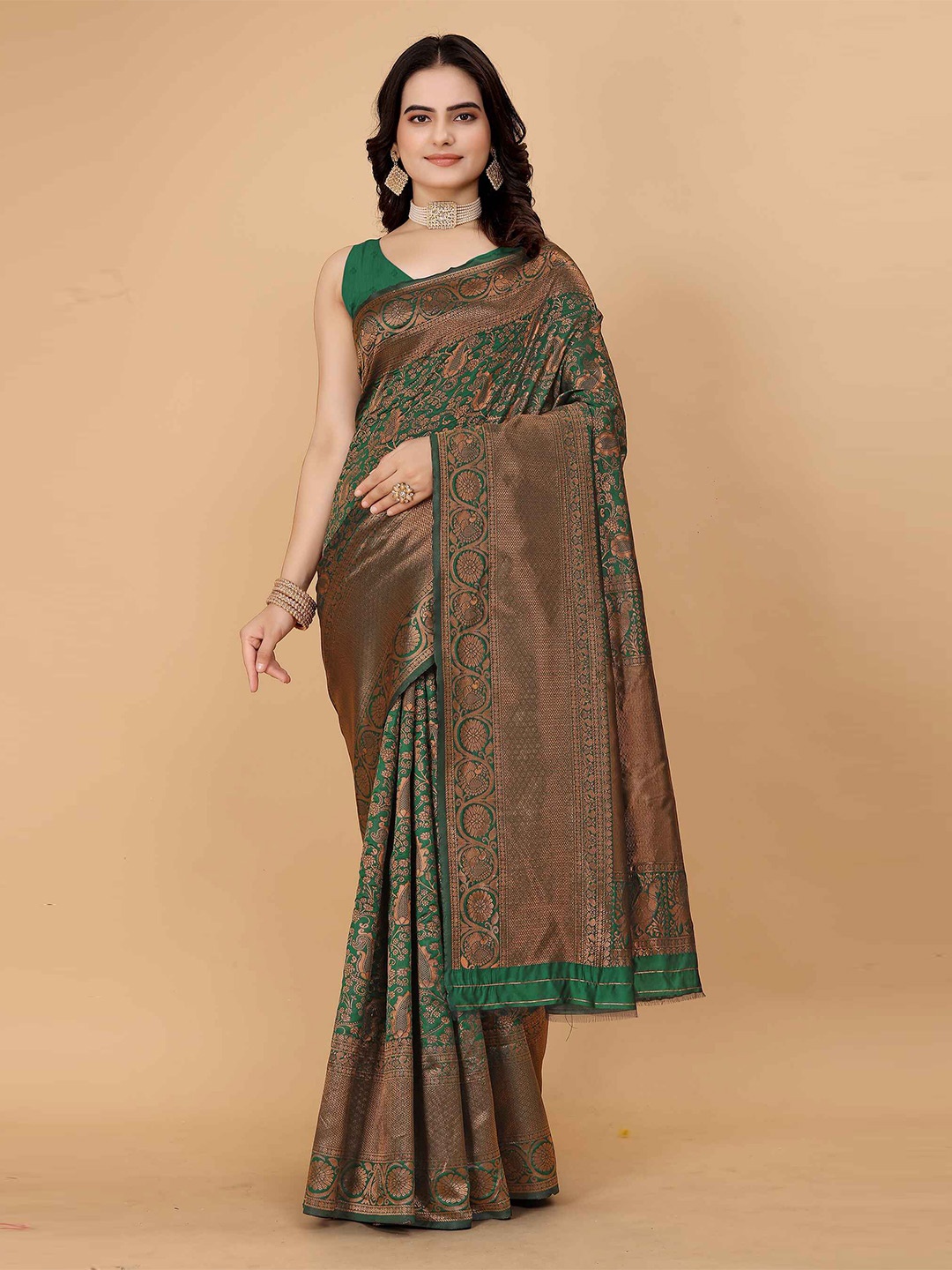 

MORLY Floral Woven Design Zari Kanjeevaram Saree, Green