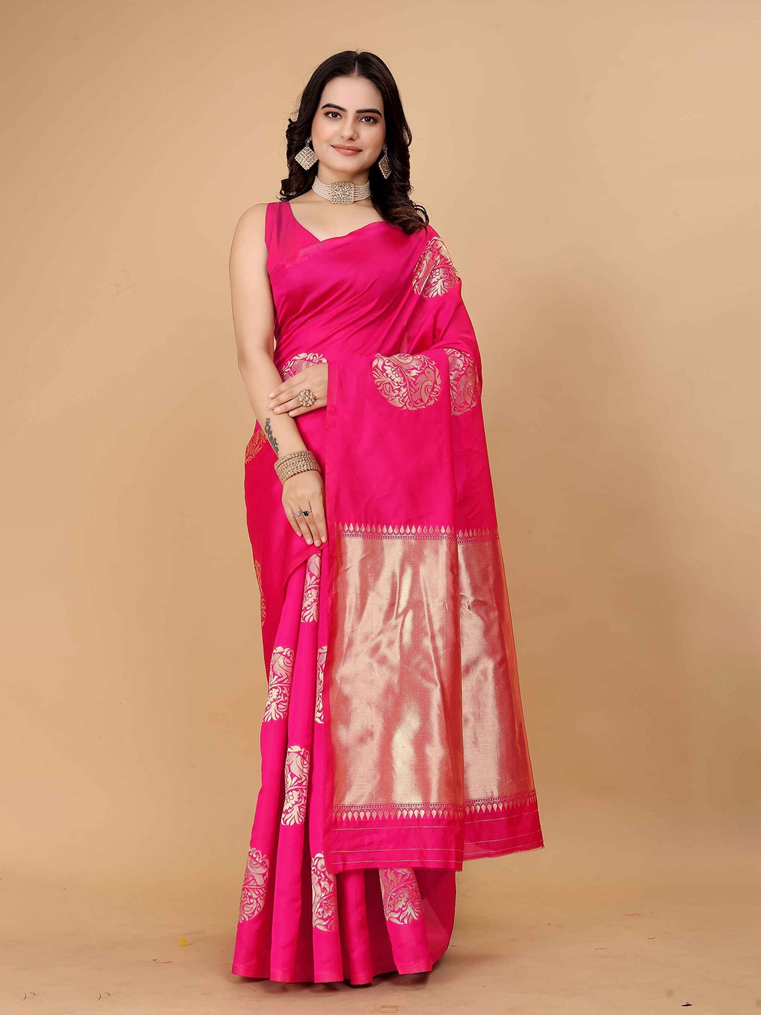 

MORLY Floral Woven Design Zari Kanjeevaram Saree, Pink