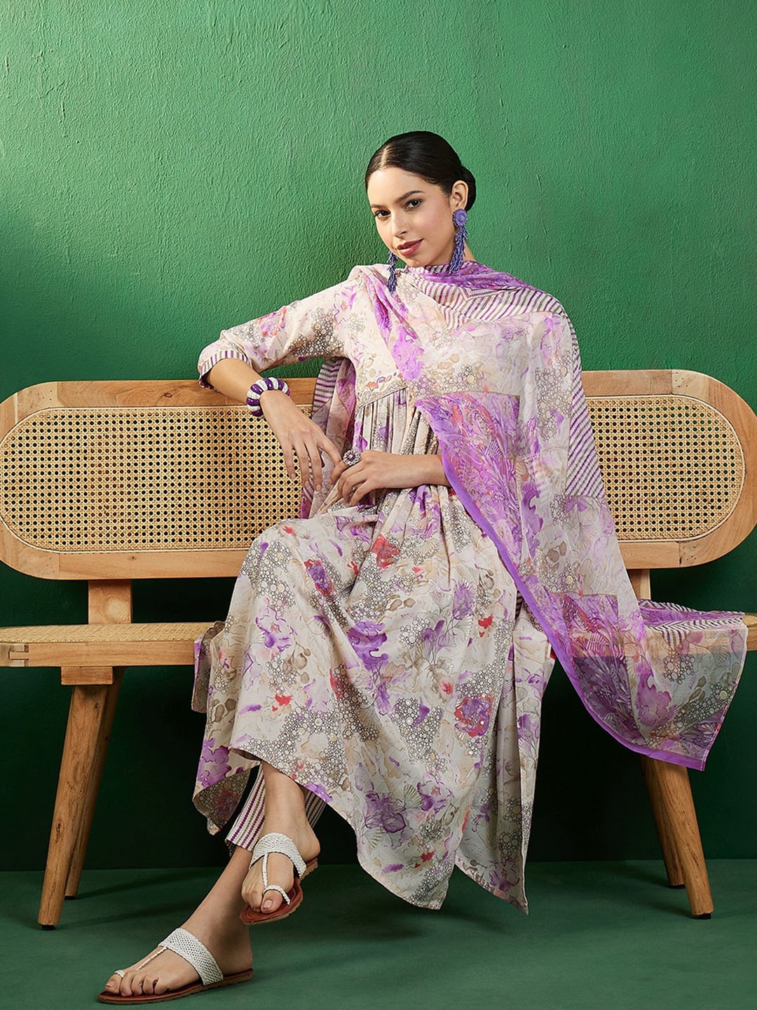 

Sangria Pink Floral Embroidered Flared V-Neck Straight Kurta & Trousers With Dupatta