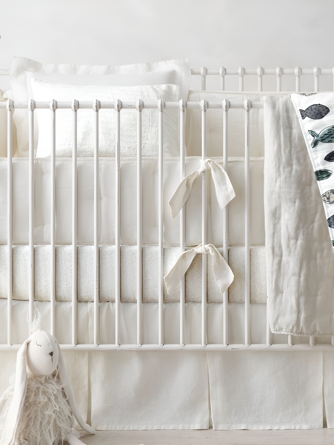 

THE BABY ATELIER White & Green Fish Printed Cotton Single Bed Quilt