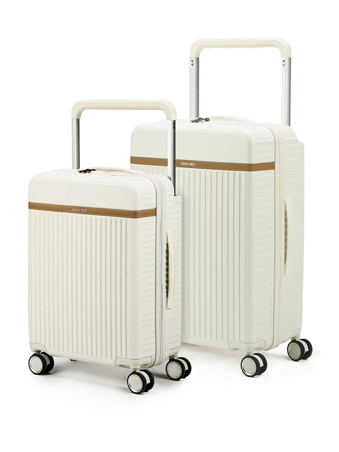 

Assembly Set of 2 Cabin and Check-In Trolley Bag, Off white