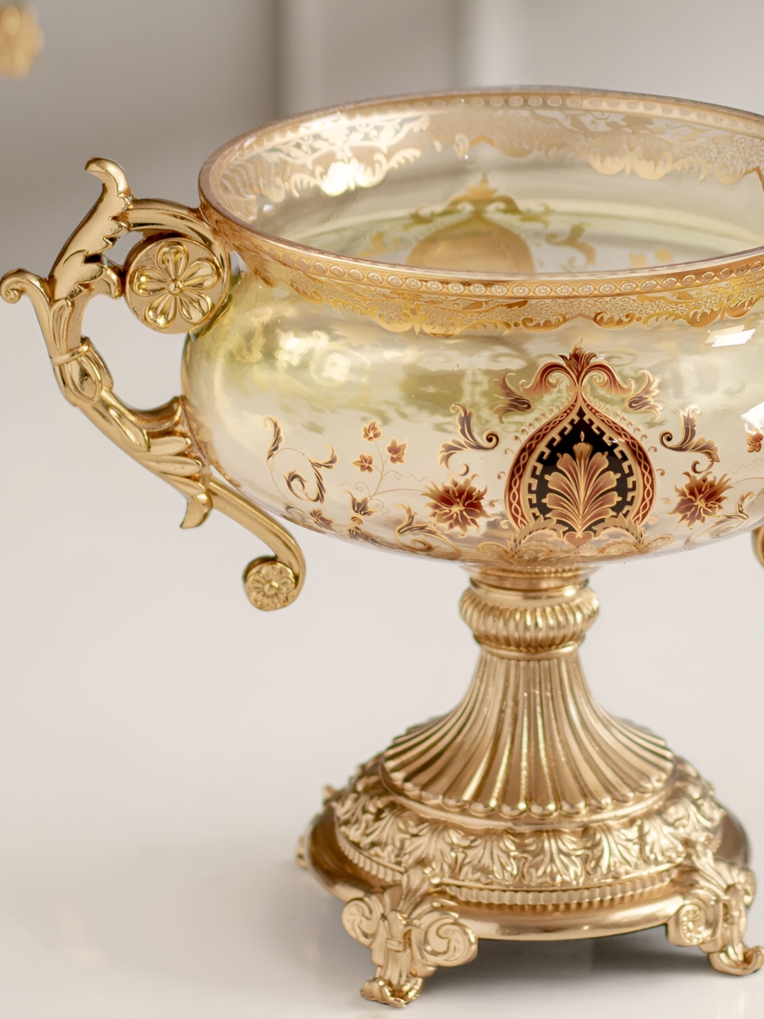 

THEDECORKART Gold-Toned Printed Glass Curio Showpiece
