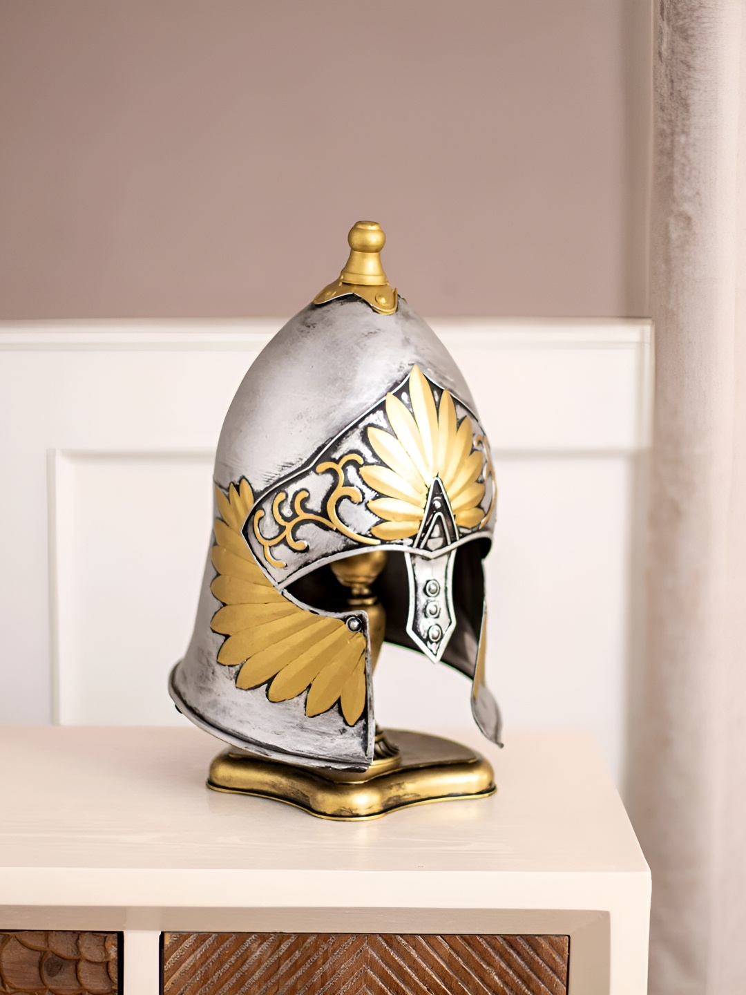 

THEDECORKART Silver Toned Textured Metal Curio Showpiece