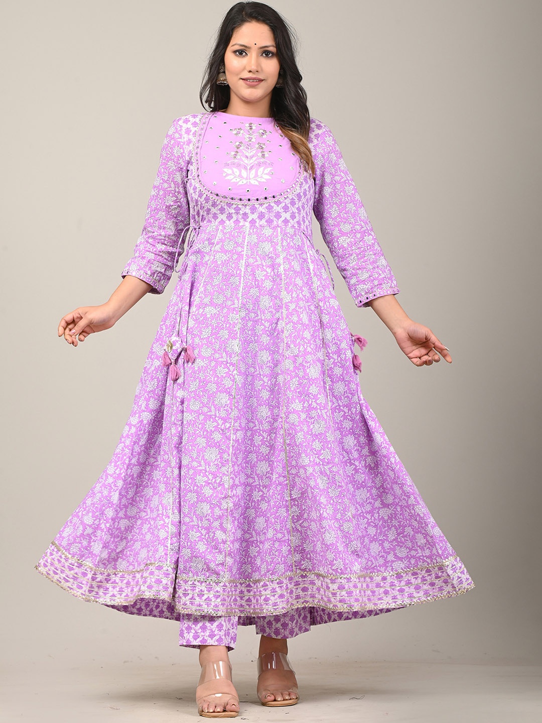 

YUSRA Floral Printed Regular Thread Work Pure Cotton Kurta With Trousers & Dupatta, Lavender