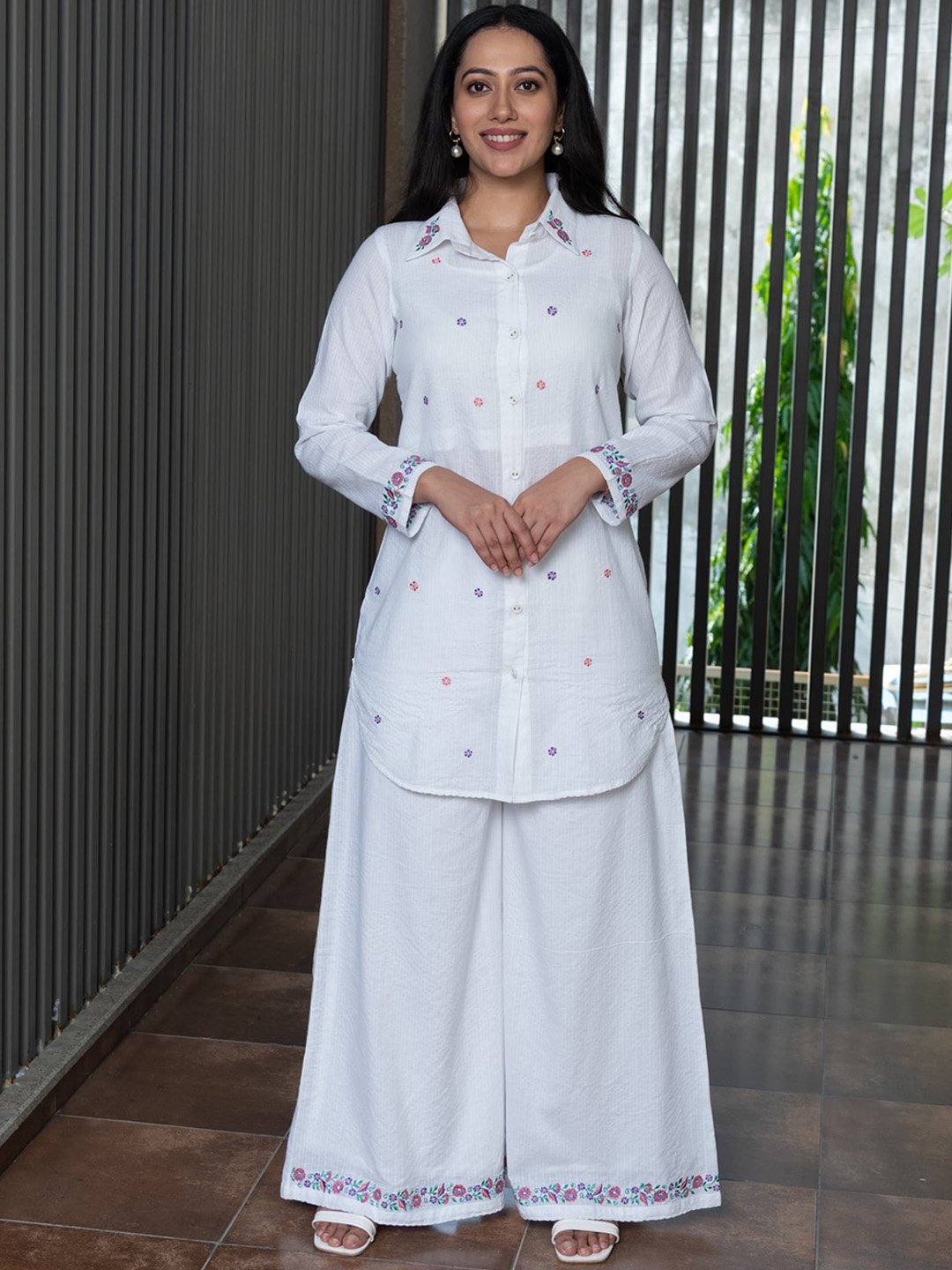 

Aaheli Floral Embroidered Pure Cotton Shirt With Trouser, Off white