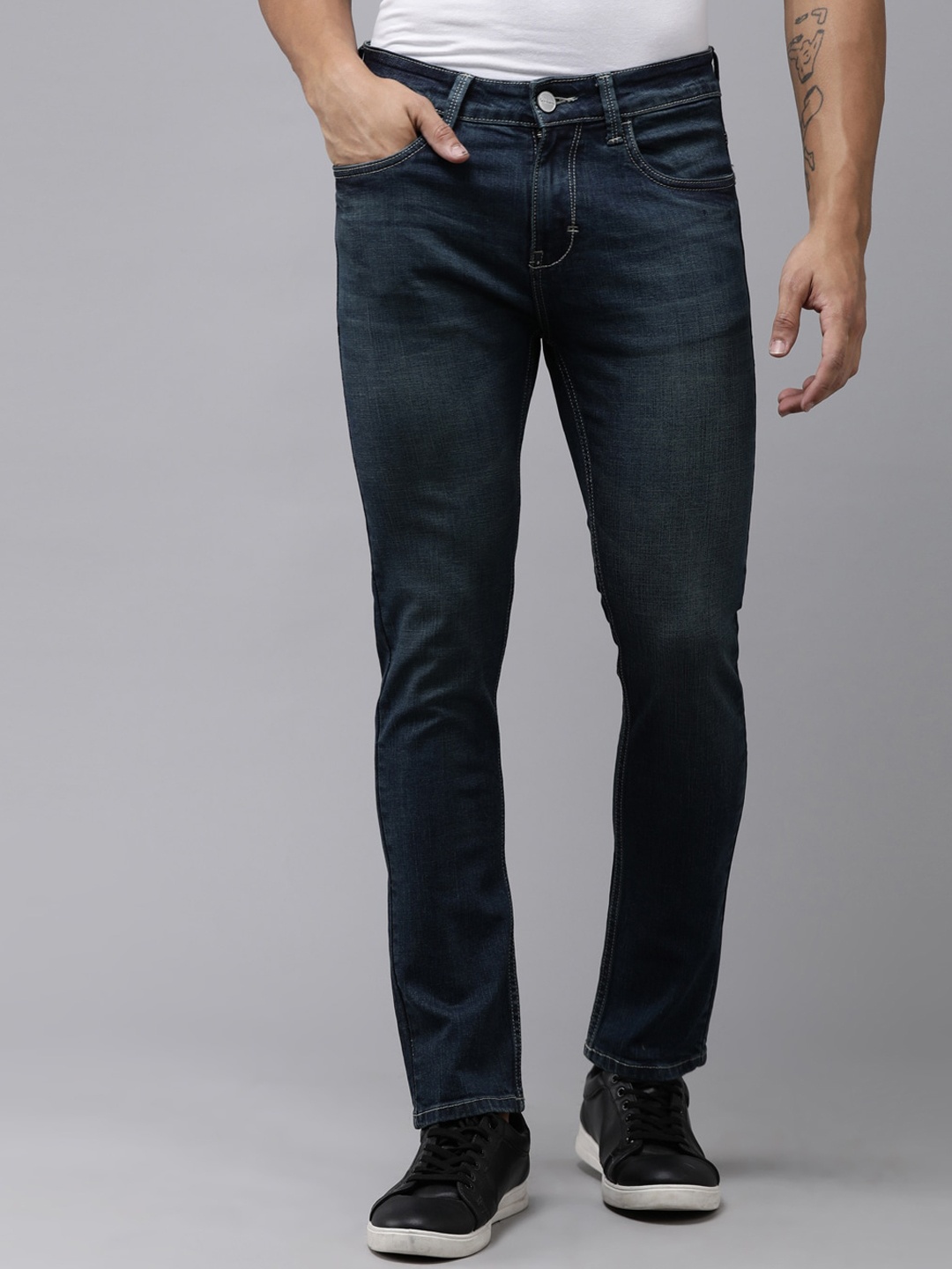 

Mast & Harbour Men Tapered Fit Light Fade Stretchable Jeans, Blue