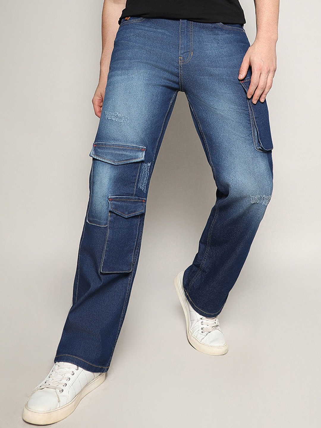 

Campus Sutra Blue Men Relaxed Fit Light Fade Clean Look Cargo Jeans