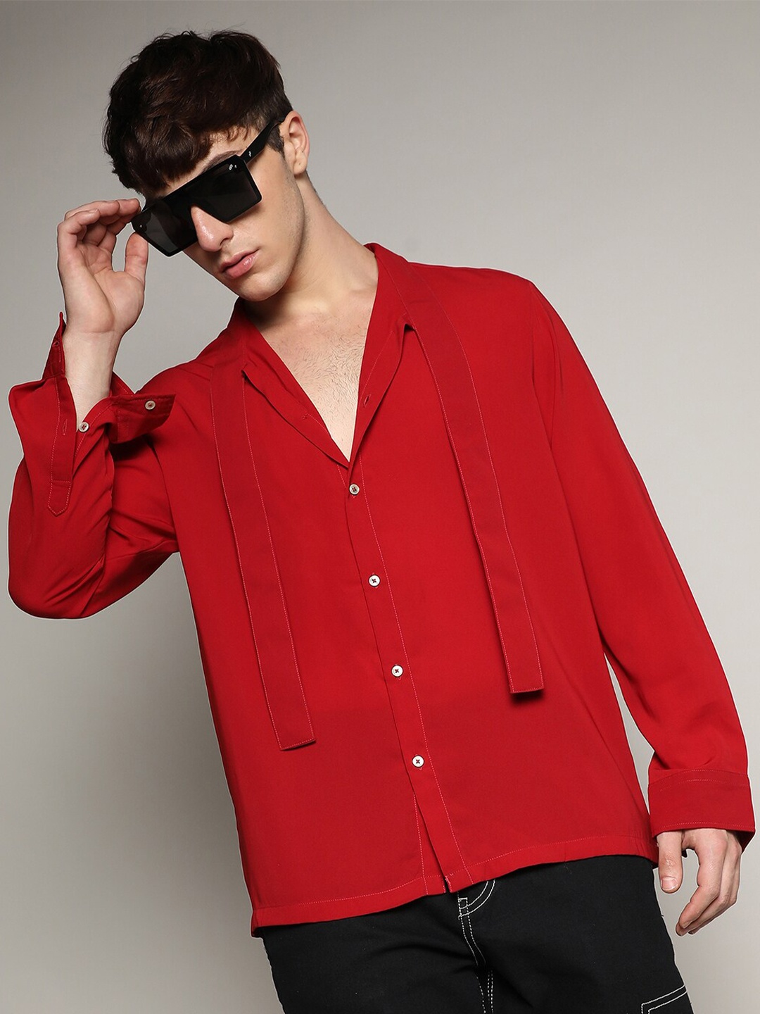 

Campus Sutra Relaxed Slash Collar Long Sleeves Casual Shirt, Red