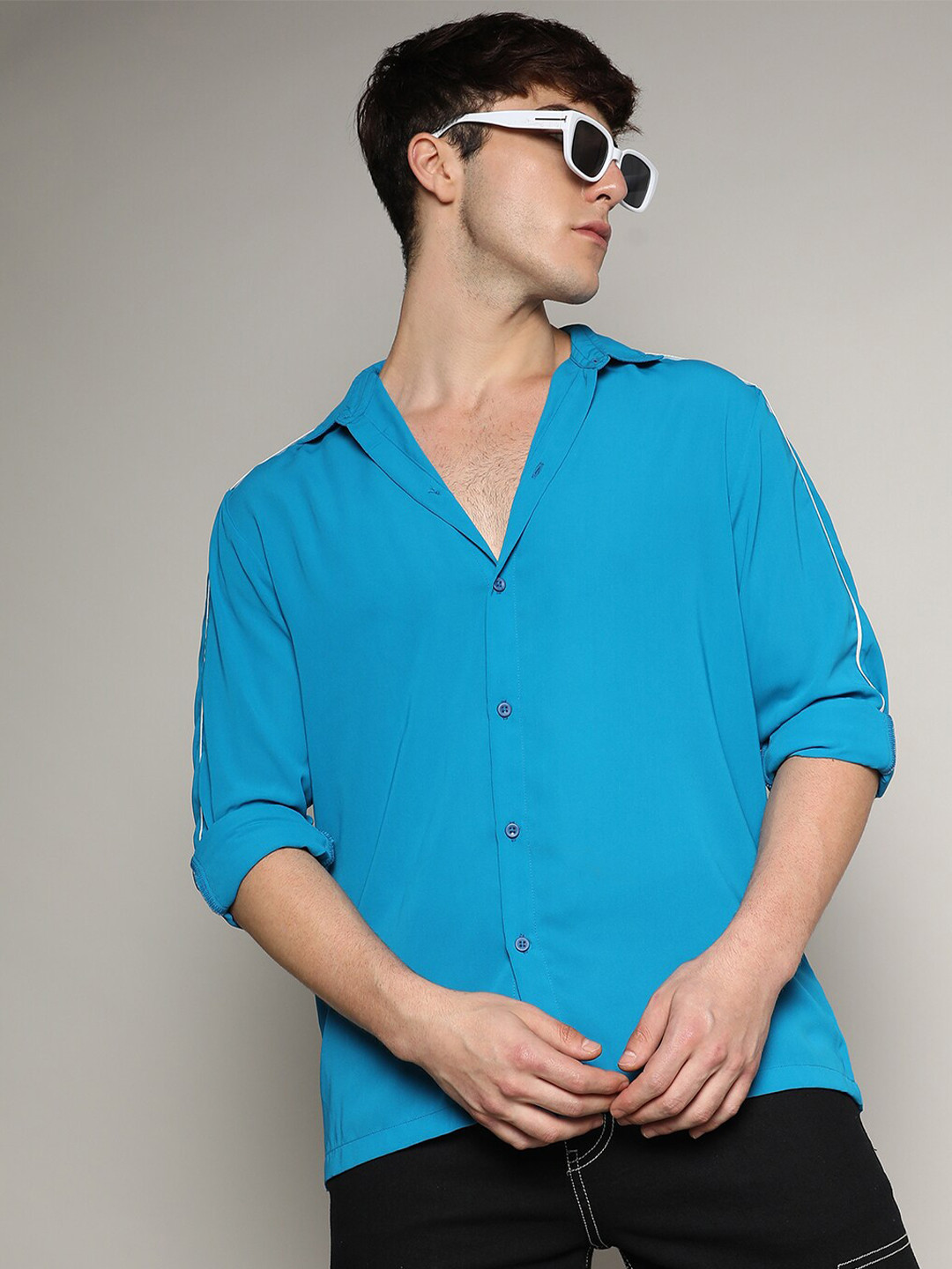 

Campus Sutra Relaxed Spread Collar Long Sleeves Casual Shirt, Blue