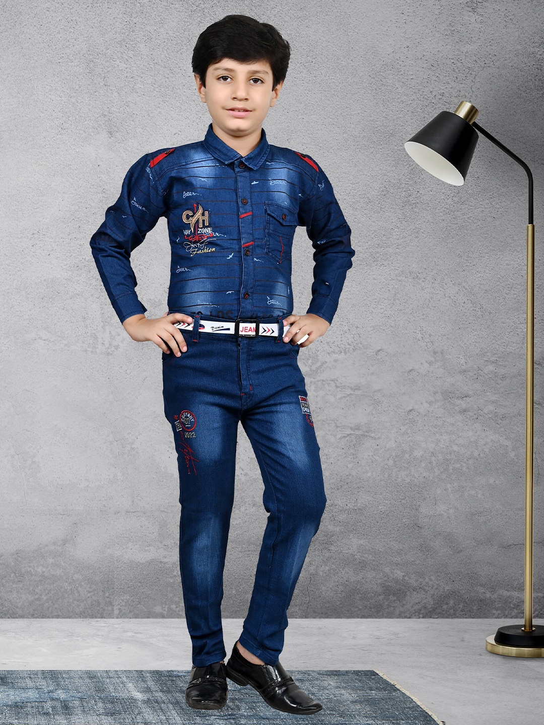 

BAESD Boys Printed Shirt Collar Shirt with Jeans, Navy blue