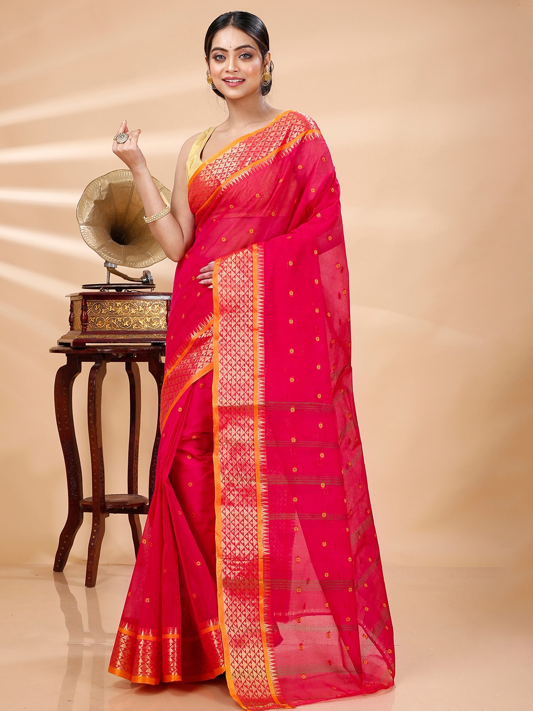 

DipDiya Ethnic Motifs Woven Design Pure Cotton Zari Taant Saree, Pink