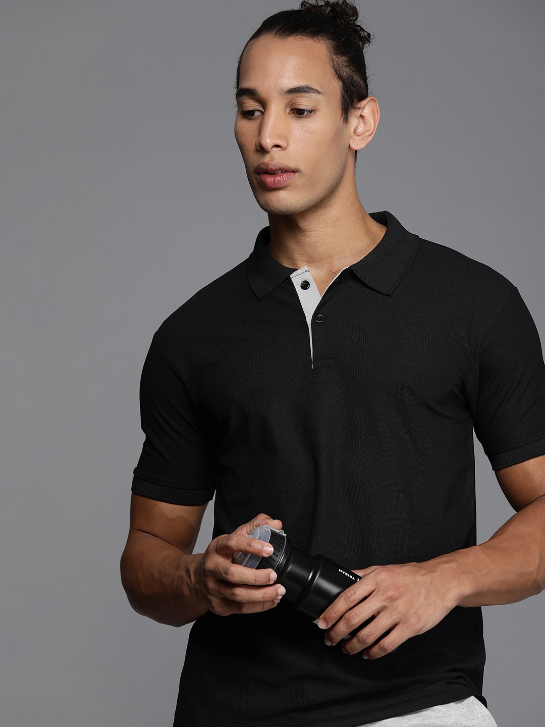 

HRX by Hrithik Roshan Men Little Krishna Polo Collar Rapid-Dry T-shirt, Black