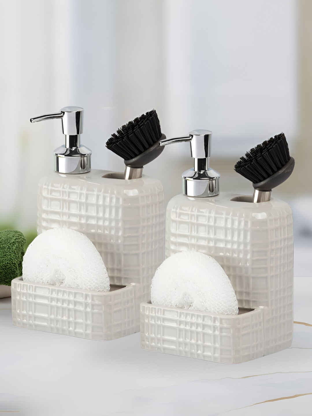 

Kookee Grey 2 Pieces Abstract Ceramic Soap Dispenser