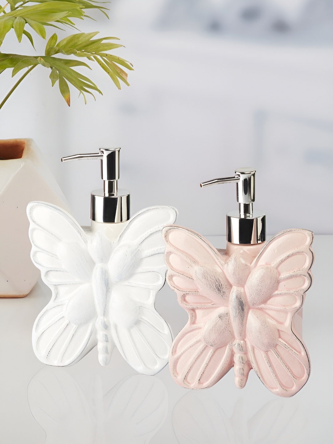 

Kookee White 2 Pieces Abstract Ceramic Soap Dispenser, Multi
