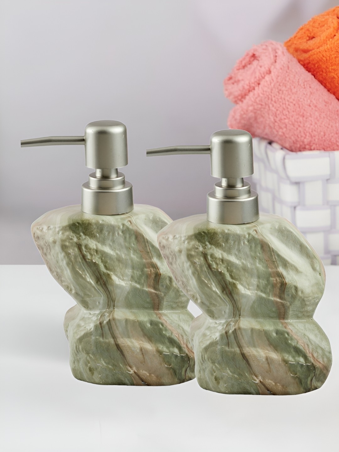 

Kookee Green 2 Pieces Abstract Ceramic Soap Dispenser 350ml each