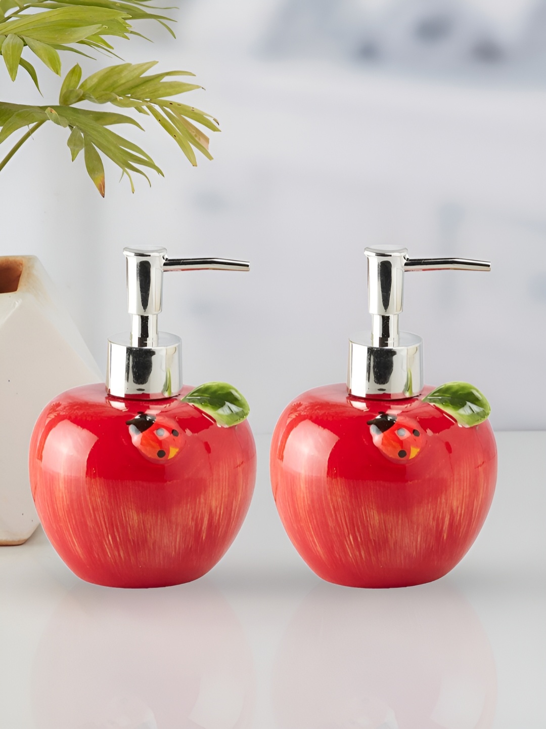 

Kookee Red & Green 2 Pieces Textured Printed Ceramic Soap Dispensers