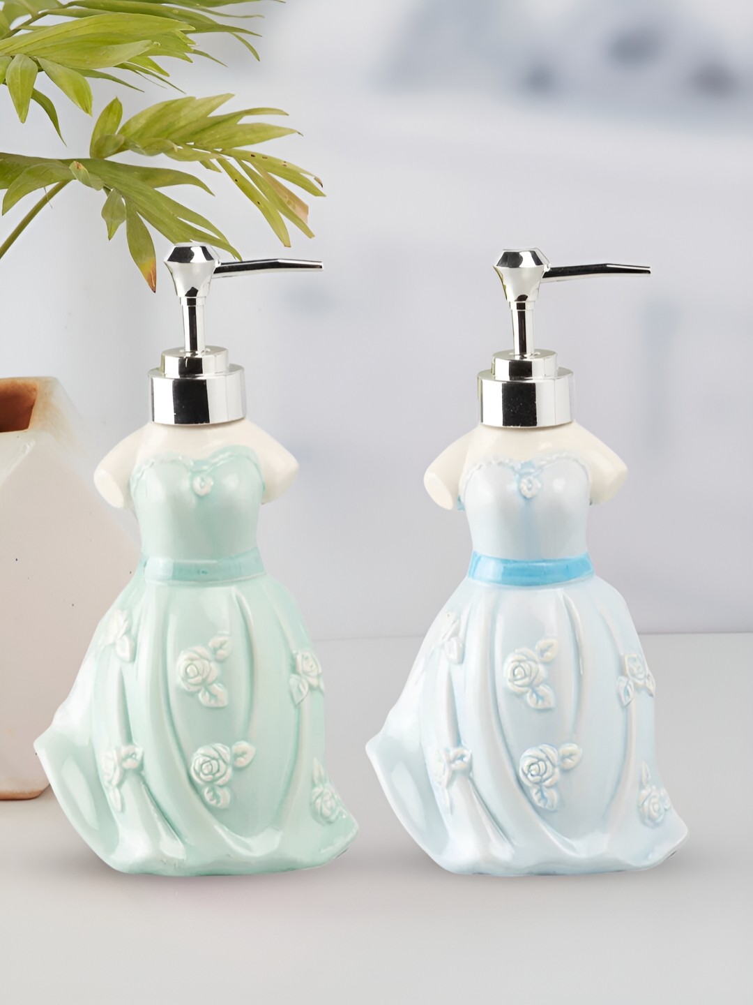 

Kookee Green & White 2 Pieces Textured Printed Ceramic Soap Dispensers