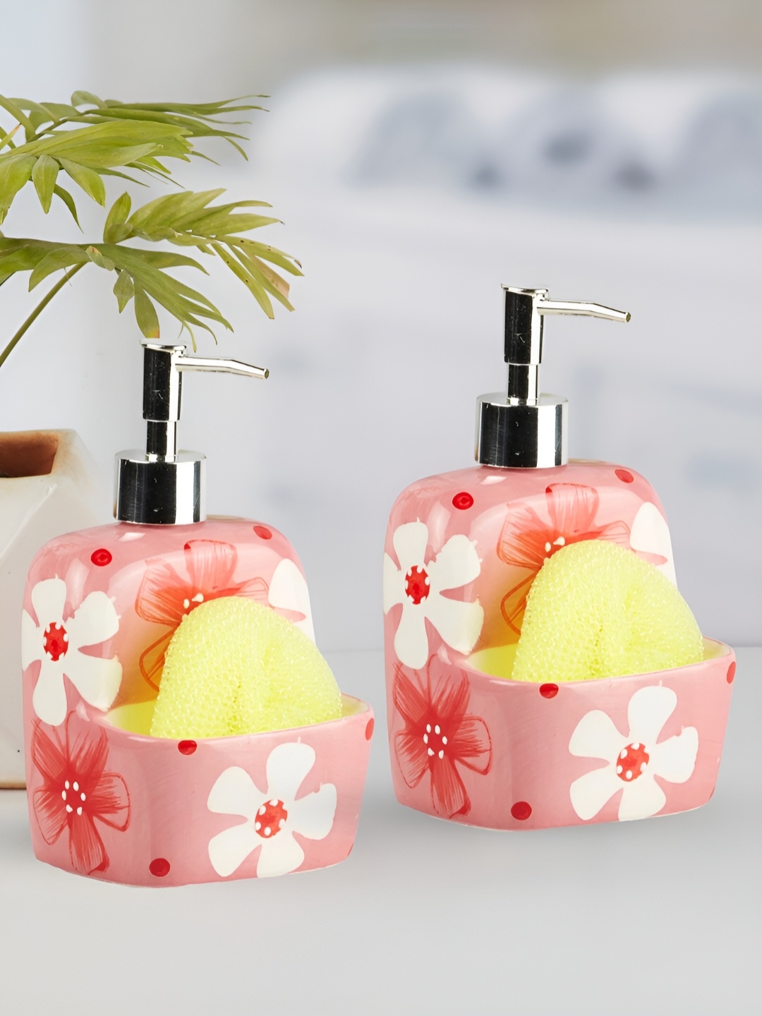 

Kookee Pink 2 Pieces Floral Printed Ceramic Soap Dispensers