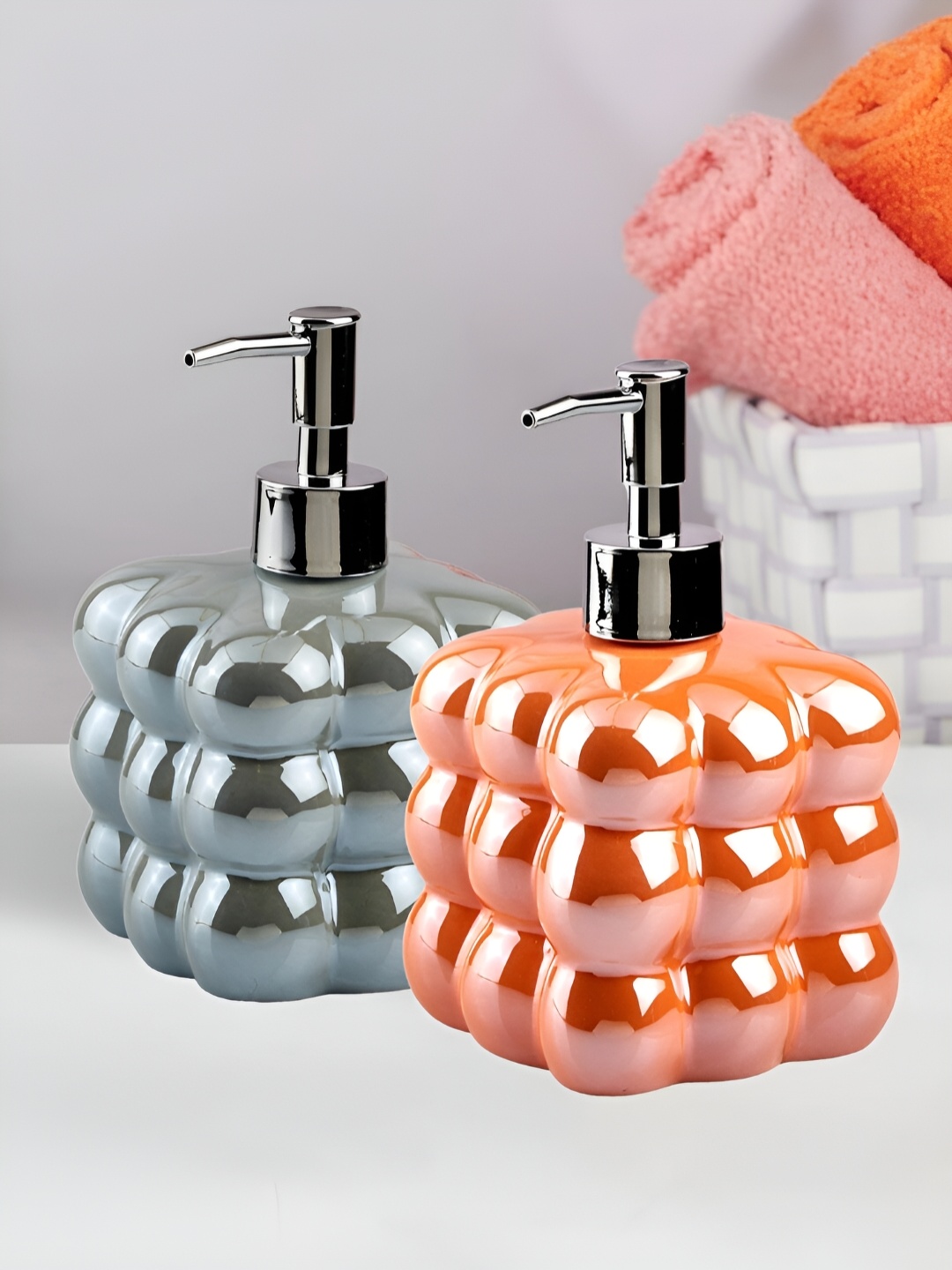 

Kookee Blue & Orange 2 Pieces Abstract Ceramic Soap Dispenser