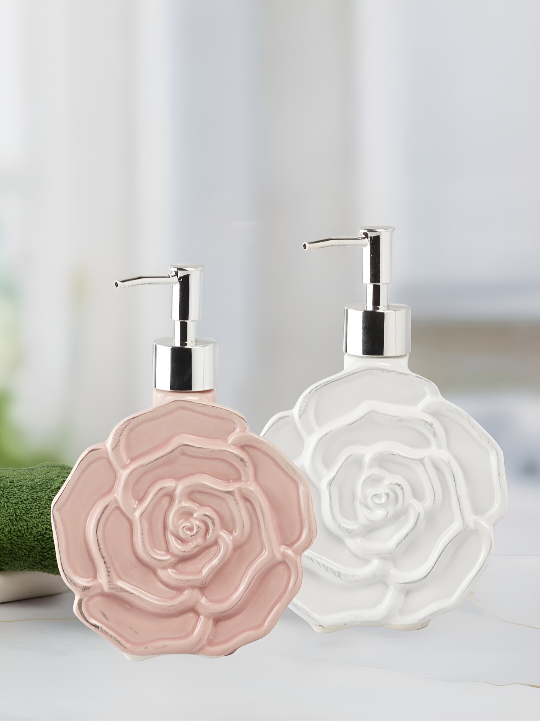 

Kookee Pink & White 2 Pcs Textured Ceramic Soap Dispenser