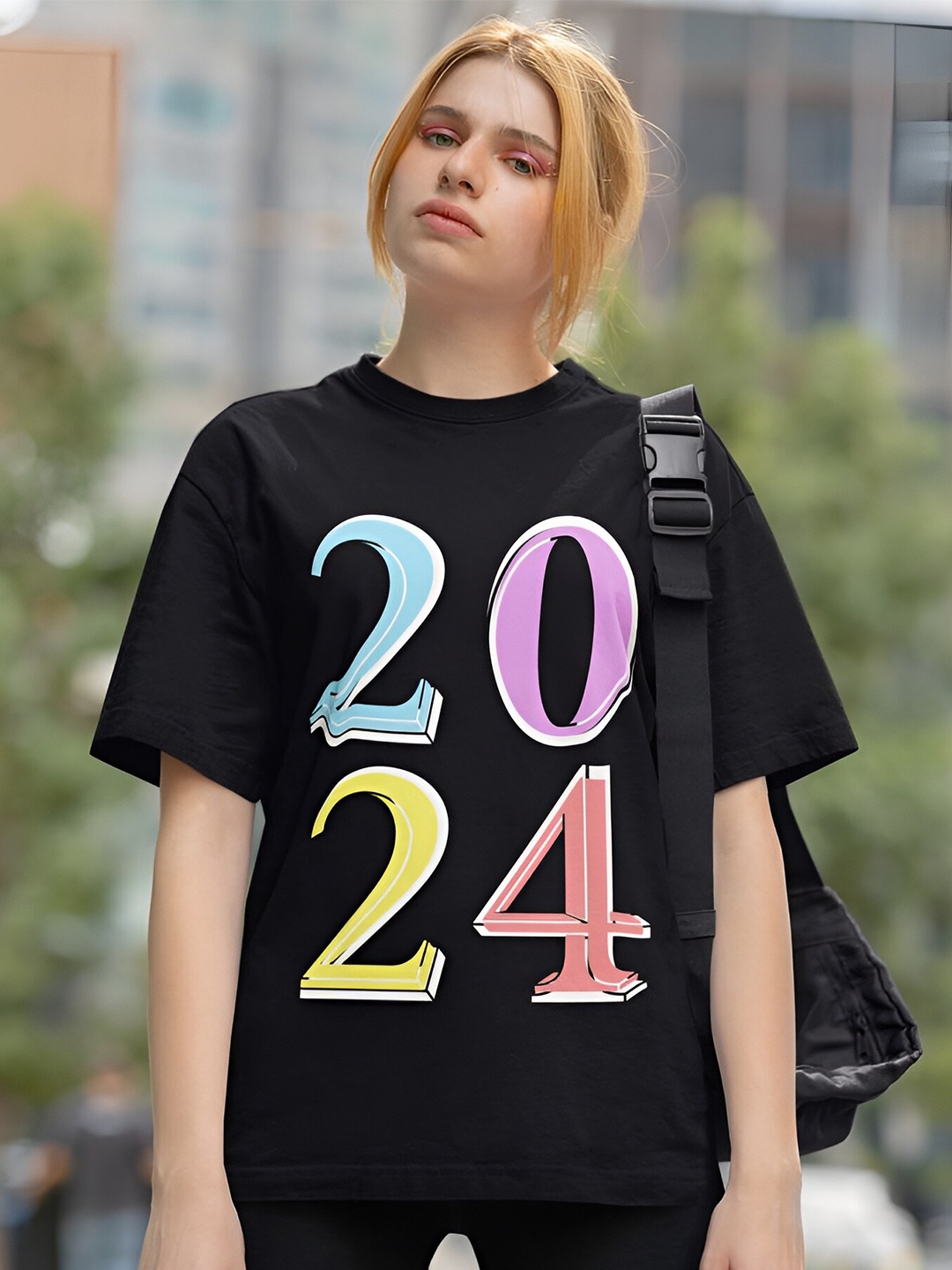 

Beetein Lamhein Typography Printed Drop-Shoulder Sleeves Oversized Pure Cotton T-shirt, Black