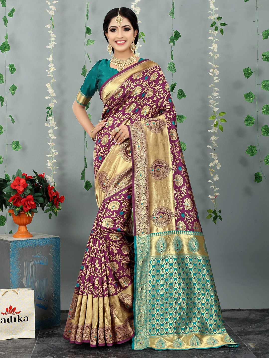 

Sadika Woven Design Zari Kanjeevaram Saree, Purple