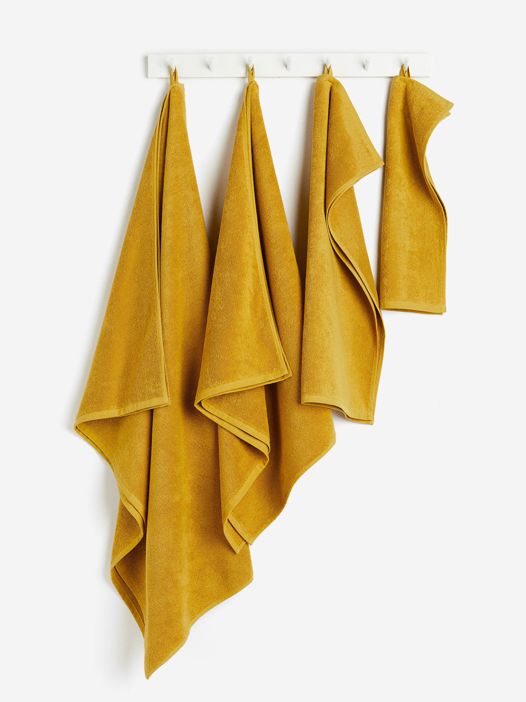 

H&M Yellow Pure Cotton Terry Bath Towel