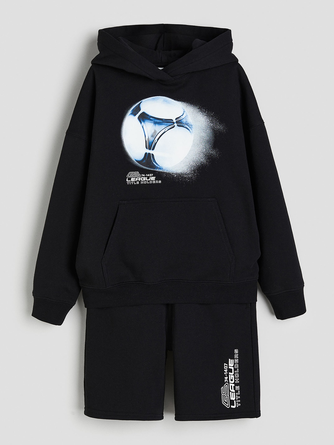 

H&M Boys 2 Pieces Sweatshirt Set, Black
